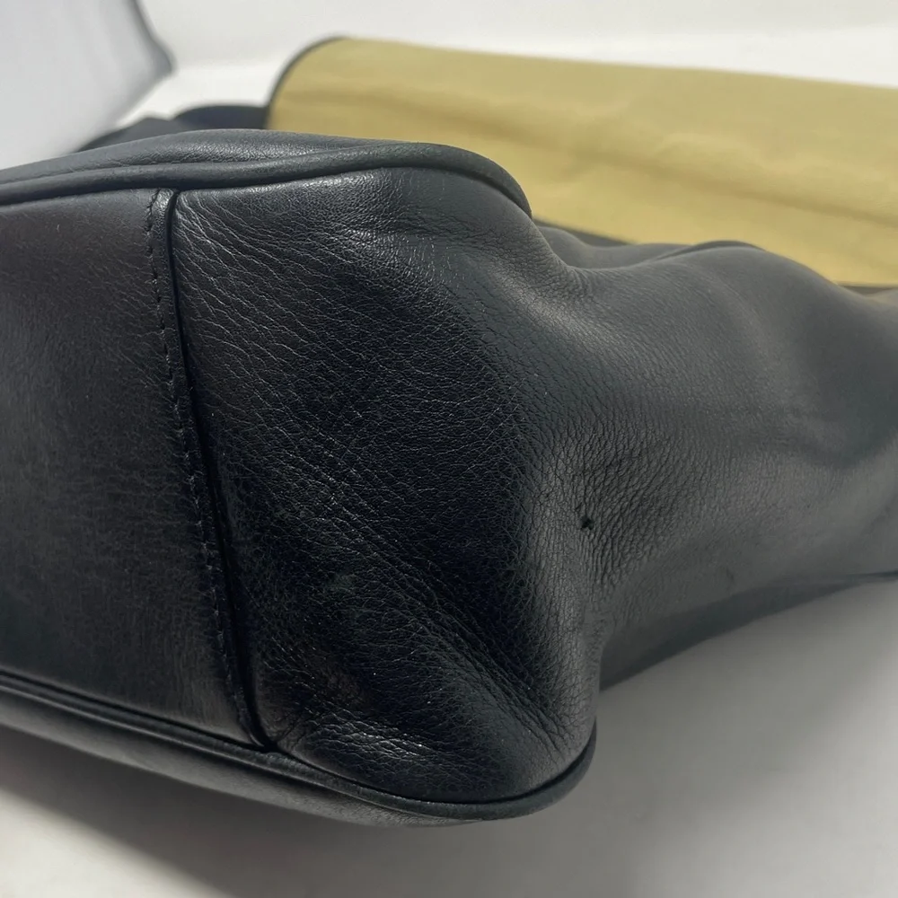 Cole Haan Leather Messenger Bag🖤